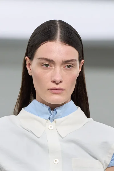 Look 37